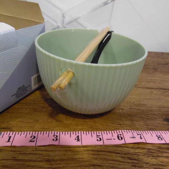 Noodle Bowl Set Matching With Chopsticks & Spoon Green - Picture 3 of 5